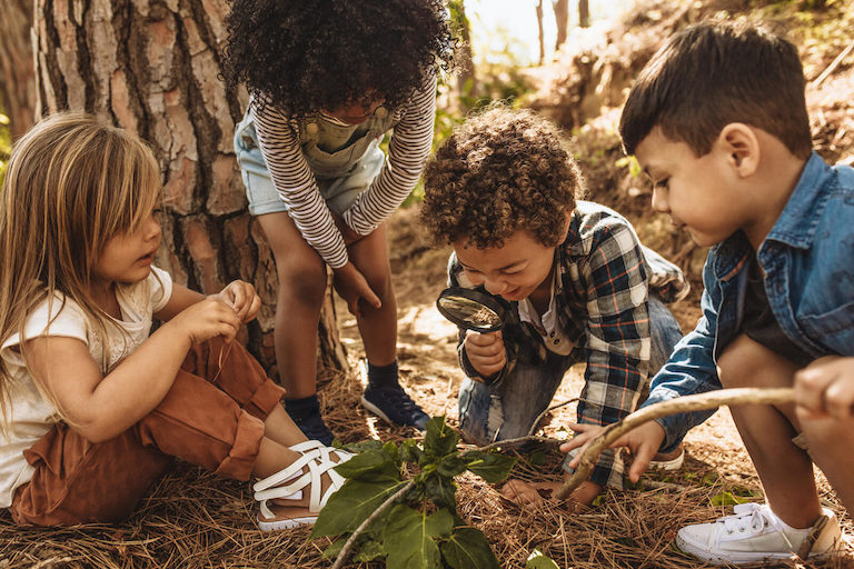 Apprendre dans la nature maternelle